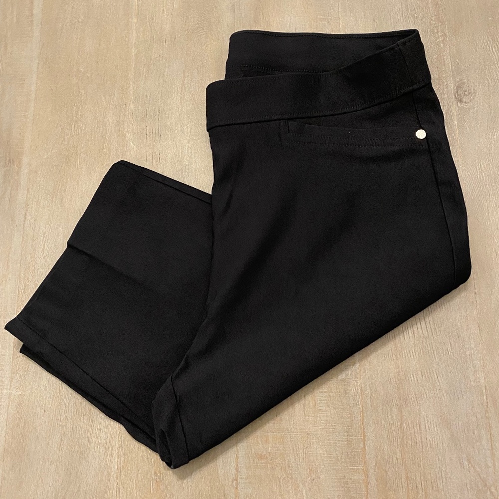 Raphaella Women's Bermuda Shorts, Black, Size 12